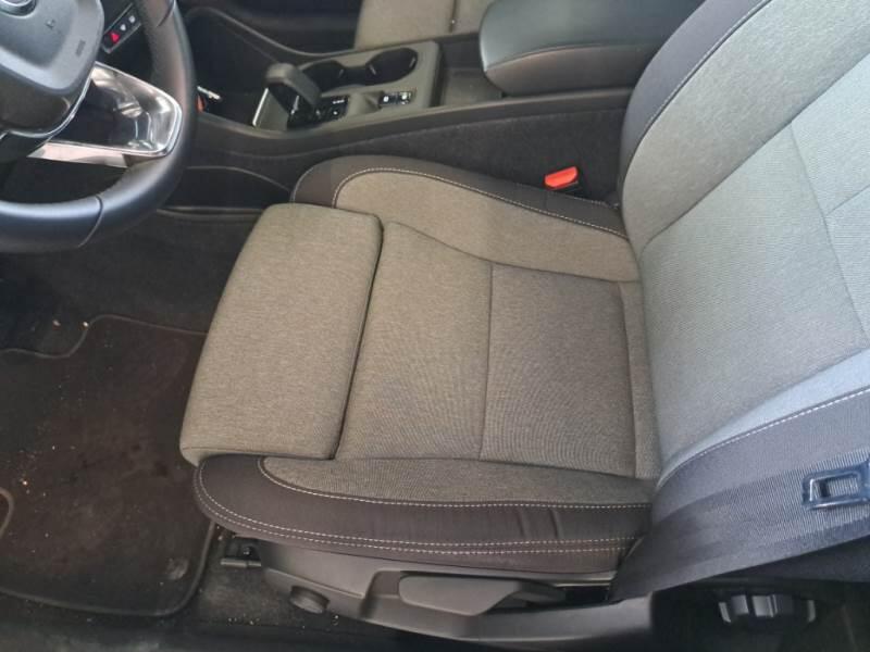 Volvo XC40 T5 RECHARGE PLUG-IN AUTO CORE - foto 12