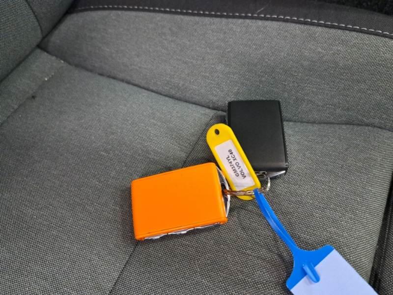 Volvo XC40 T5 RECHARGE PLUG-IN AUTO CORE - foto 63