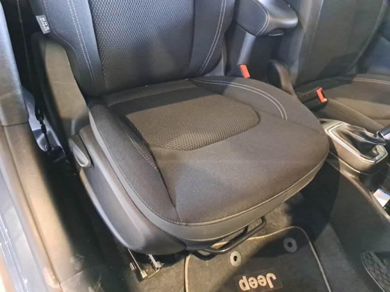 Jeep Renegade 1.5 T4 MHEV 130CV ALTITUDE DDCT - foto 14