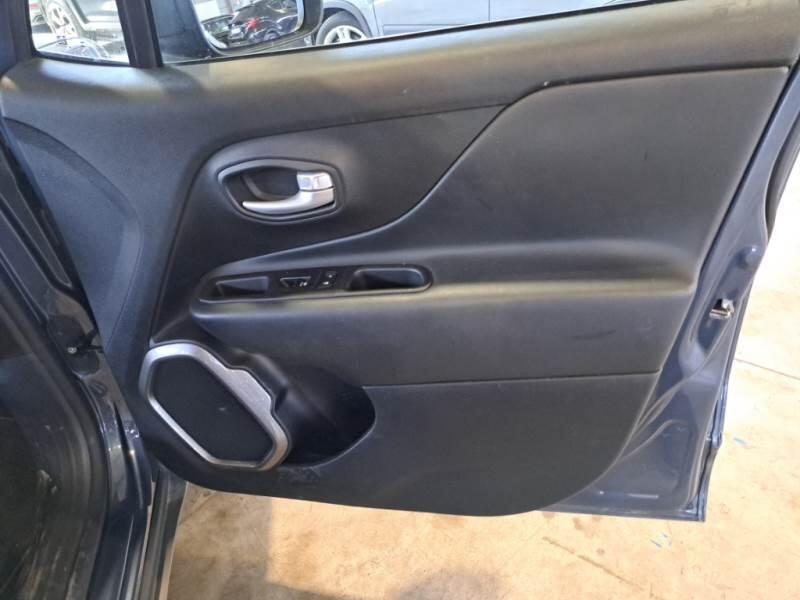 Jeep Renegade 1.5 T4 MHEV 130CV ALTITUDE DDCT - foto 98