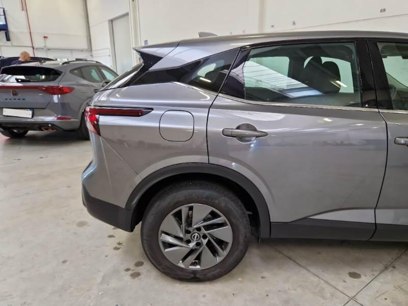 Nissan Qasqai 1.3 MHEV 158 BUSINESS XTRONIC - foto 39