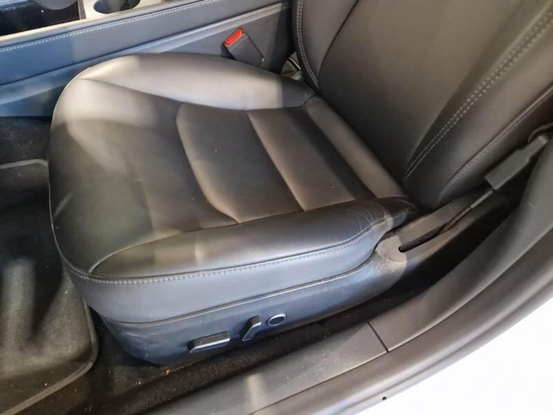 Tesla Model 3 50 KWH RWD - foto 12