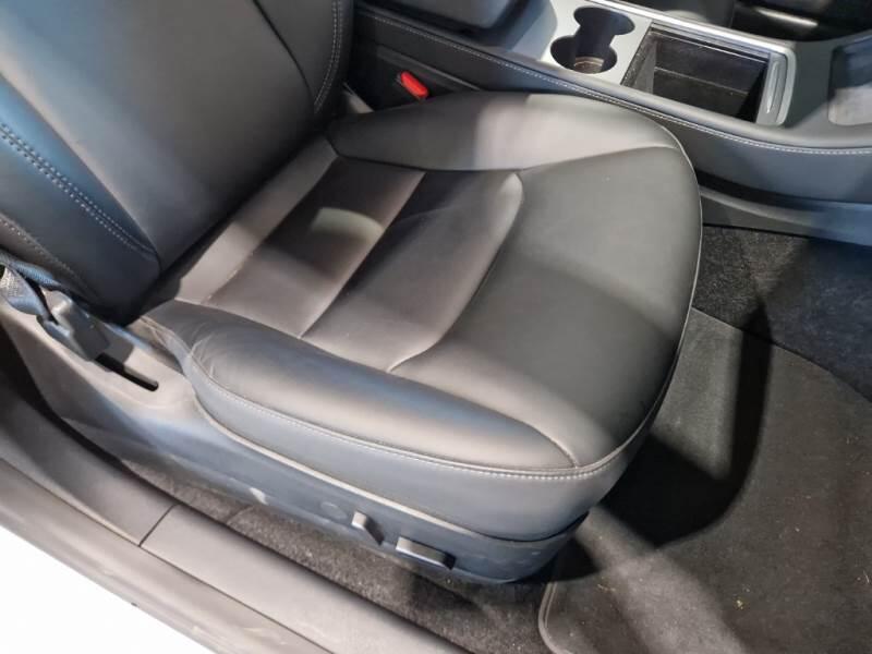 Tesla Model 3 50 KWH RWD - foto 14