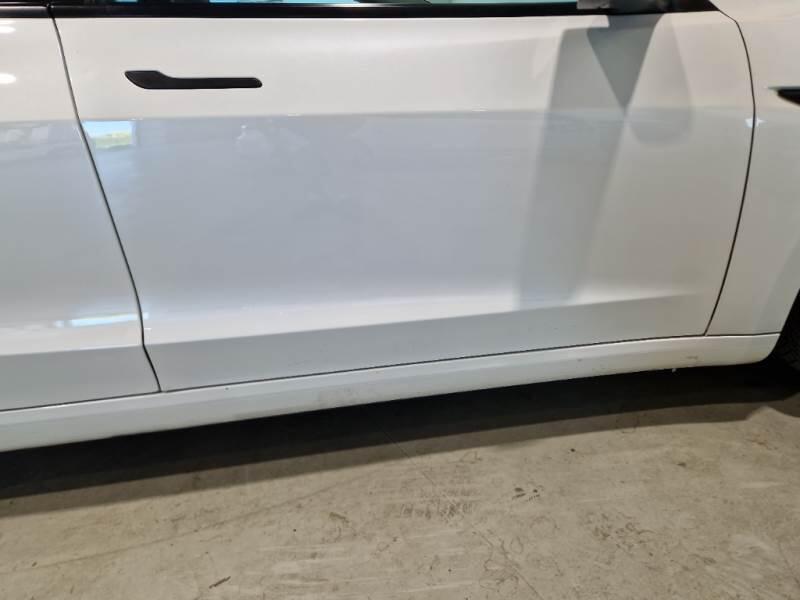 Tesla Model 3 50 KWH RWD - foto 22