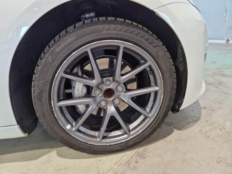 Tesla Model 3 50 KWH RWD - foto 31