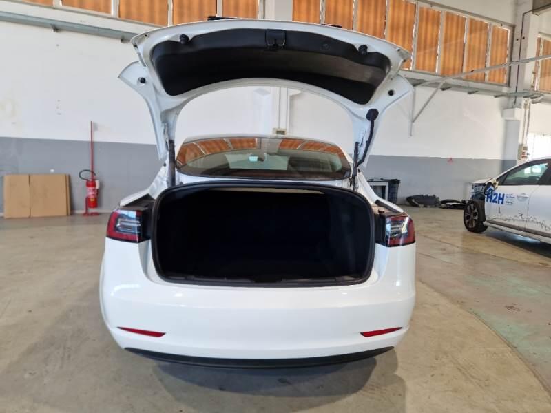 Tesla Model 3 50 KWH RWD - foto 5