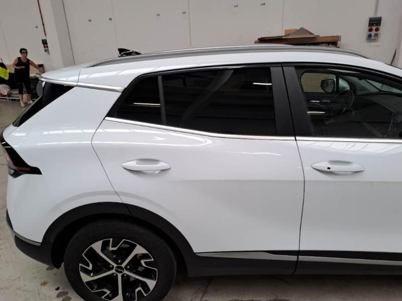 Kia Sportage 1.6 CRDI MHEV STYLE 2WD DCT - foto 40