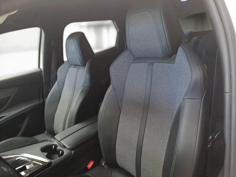 Peugeot 3008 130 EAT8 SeS ALLURE - foto 11