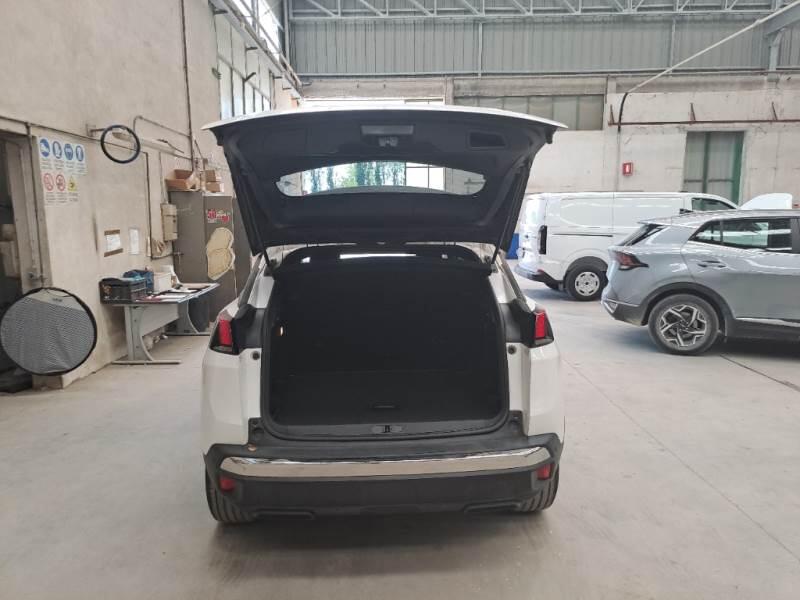 Peugeot 3008 130 EAT8 SeS ALLURE - foto 5