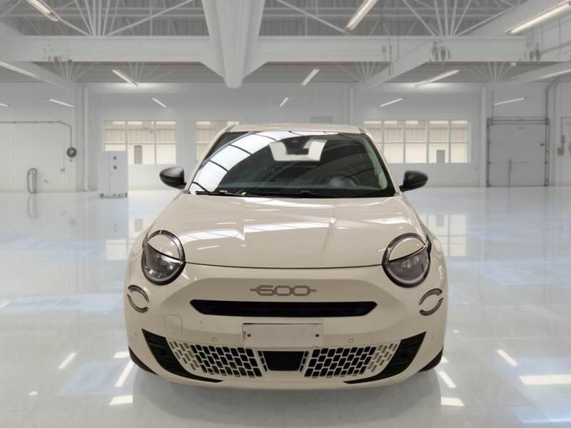 Fiat 600 1.2 MHEV 100CV - foto 6