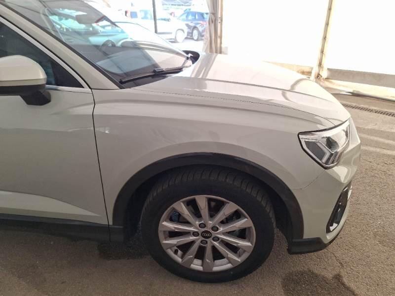 Audi Q3 35 TDI S TRONIC BUSINESS PLUS - foto 28
