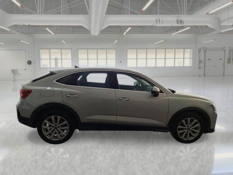 Audi Q3 35 TDI S TRONIC BUSINESS PLUS - foto 7
