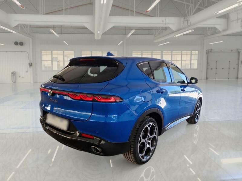 Alfa Romeo Tonale 1.3 280CV PLUG IN HYBRID AT6 VELOCE Q4 - foto 2