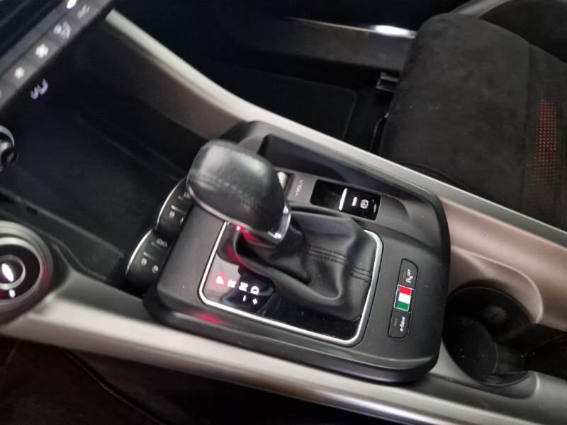 Alfa Romeo Tonale 1.3 280CV PLUG IN HYBRID AT6 VELOCE Q4 - foto 74