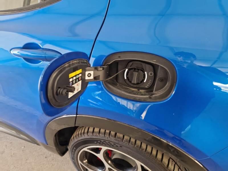 Alfa Romeo Tonale 1.3 280CV PLUG IN HYBRID AT6 VELOCE Q4 - foto 85