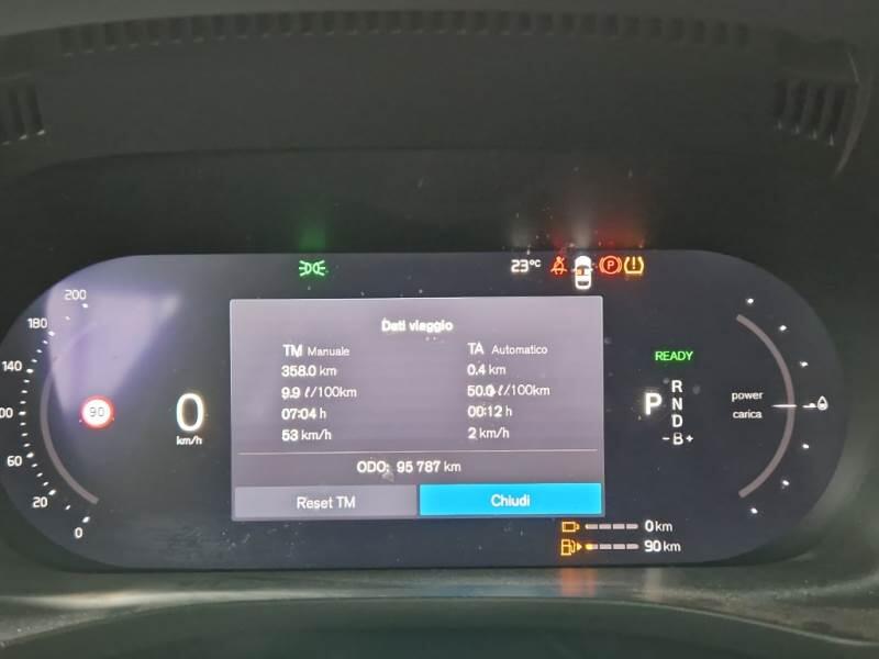 Volvo XC60 T6 PLUG-IN AWD AUTO CORE - foto 4