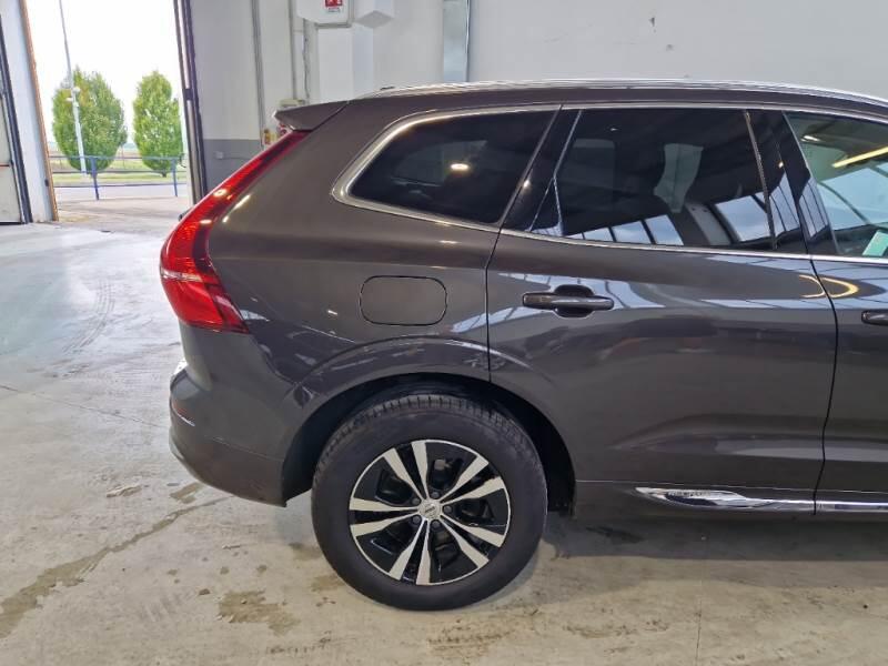 Volvo XC60 T6 PLUG-IN AWD AUTO CORE - foto 33