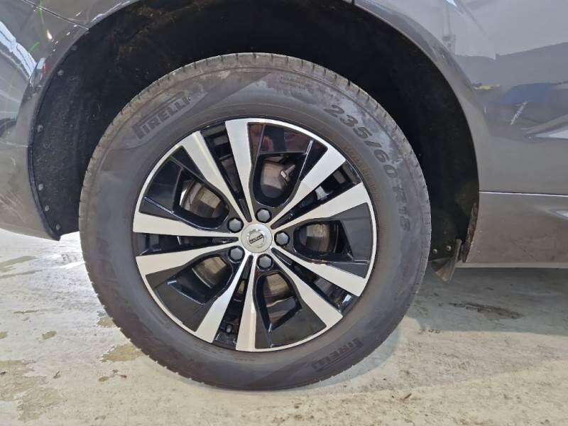 Volvo XC60 T6 PLUG-IN AWD AUTO CORE - foto 47