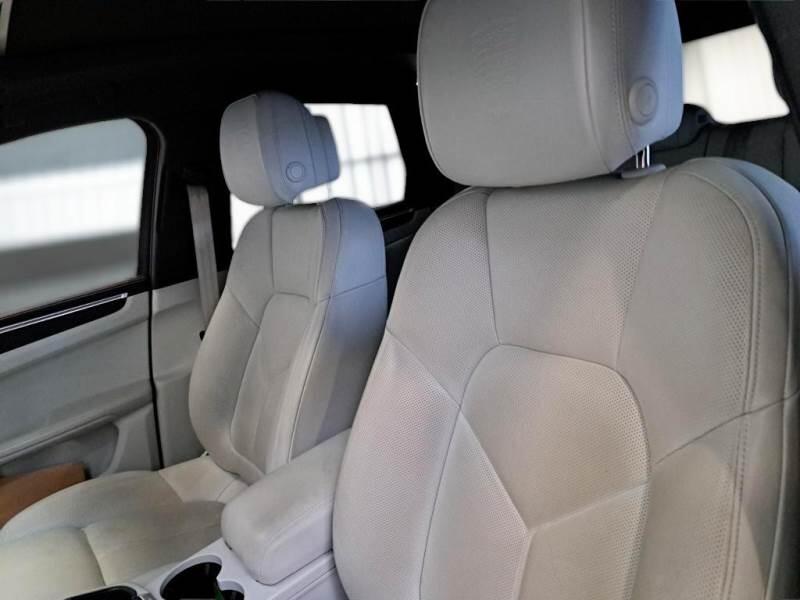 Porsche Macan .0 - foto 11