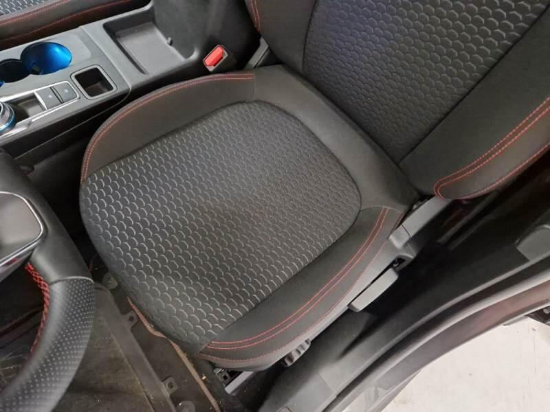 Ford Kuga 2.5 BENZINA FHEV 180CV 2WD ST-LINE AUTO - foto 12