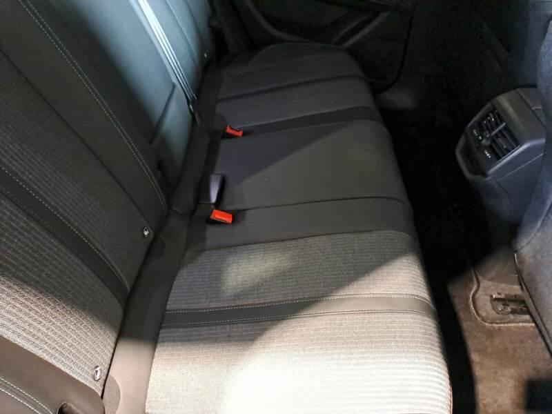 Peugeot 3008 130 EAT8 SeS ALLURE - foto 16
