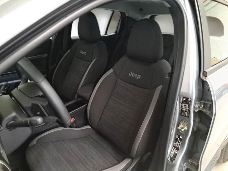 Jeep Avenger 1.2 MHEV E-HYBRID TURBO LONGITUDE - foto 11
