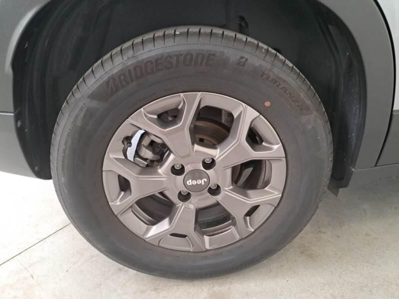 Jeep Avenger 1.2 MHEV E-HYBRID TURBO LONGITUDE - foto 18