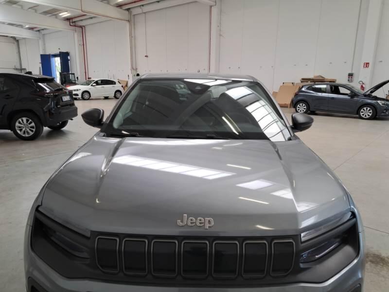Jeep Avenger 1.2 MHEV E-HYBRID TURBO LONGITUDE - foto 24