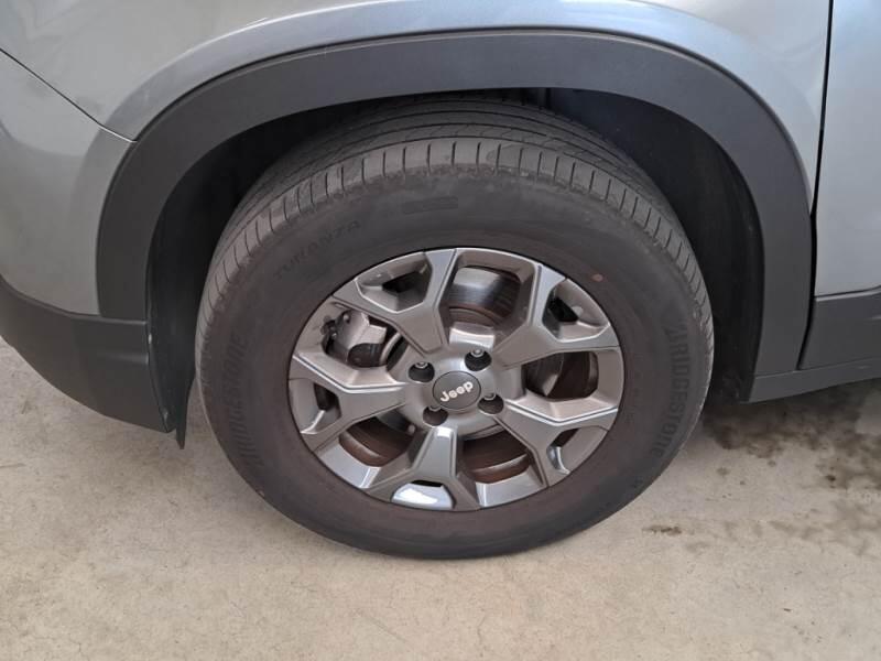 Jeep Avenger 1.2 MHEV E-HYBRID TURBO LONGITUDE - foto 55