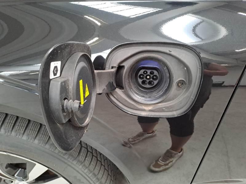 Volvo XC60 T6 PLUG-IN AWD AUTO CORE - foto 96