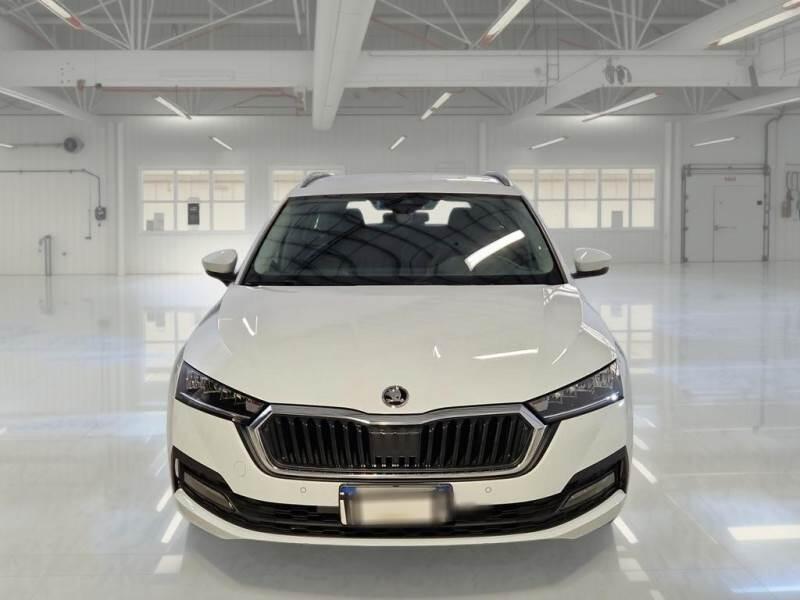 Skoda Octavia 2.0 TDI EVO 85KW EXECUTIVE DSG - foto 6
