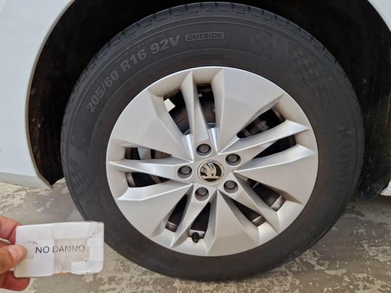 Skoda Octavia 2.0 TDI EVO 85KW EXECUTIVE DSG - foto 92