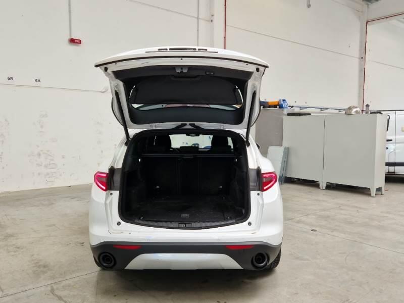 Alfa Romeo Stelvio 2.2 TD 190 CV SUPER BUSINESS AT8 Q4 - foto 5