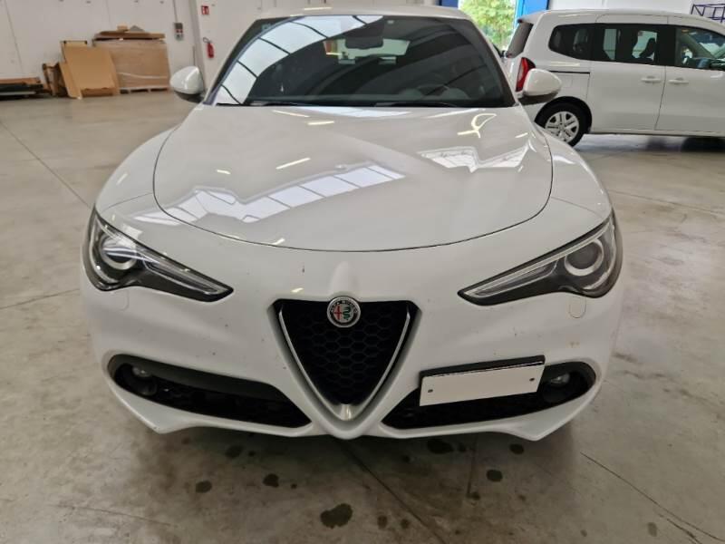 Alfa Romeo Stelvio 2.2 TD 190 CV SUPER BUSINESS AT8 Q4 - foto 6