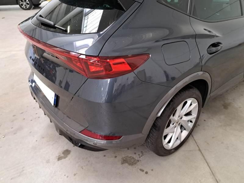 Cupra Formentor 1.4 E-HYBRID DSG - foto 40