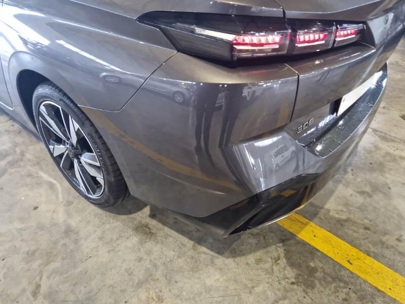 Peugeot 308-SW 130 EAT8 SeS AUT. - foto 41