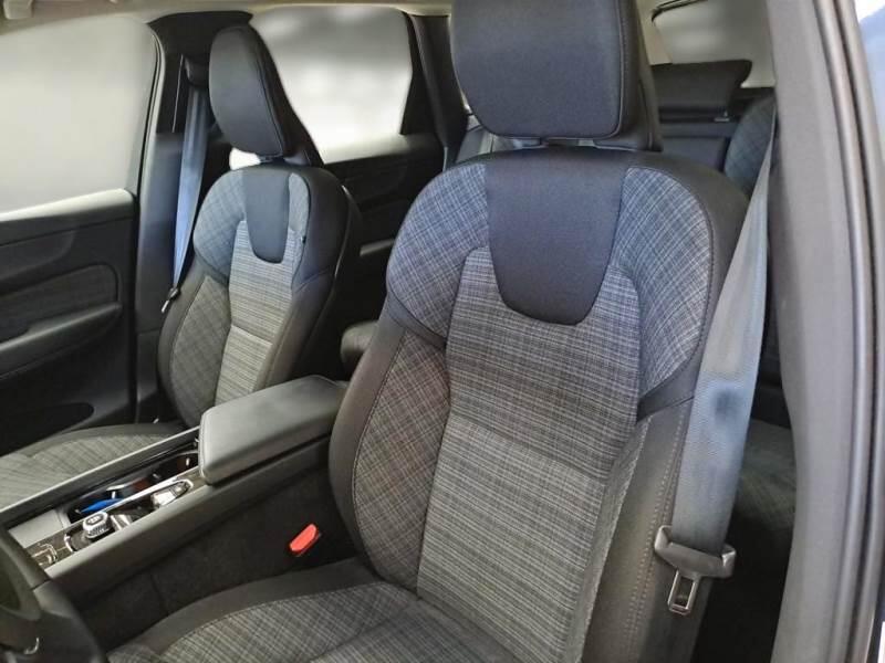 Volvo XC60 T6 PLUG-IN AWD AUTO CORE - foto 11
