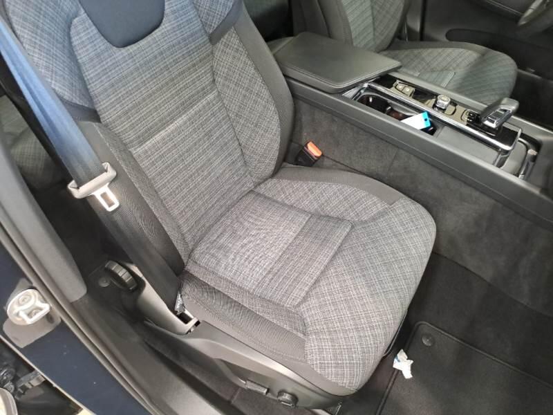 Volvo XC60 T6 PLUG-IN AWD AUTO CORE - foto 14