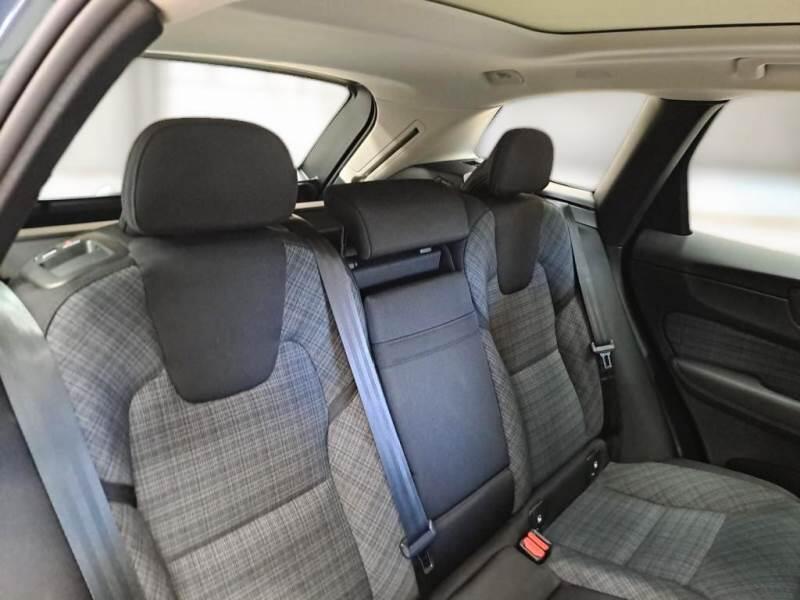 Volvo XC60 T6 PLUG-IN AWD AUTO CORE - foto 15