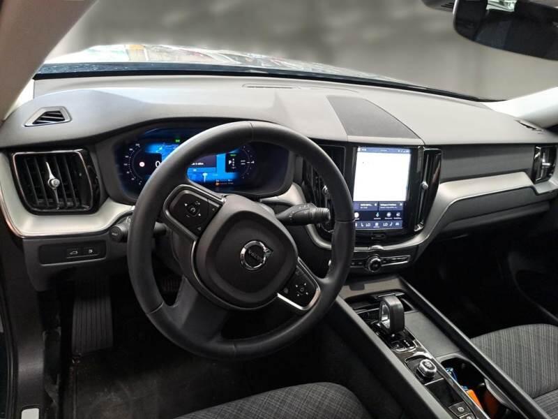 Volvo XC60 T6 PLUG-IN AWD AUTO CORE - foto 3