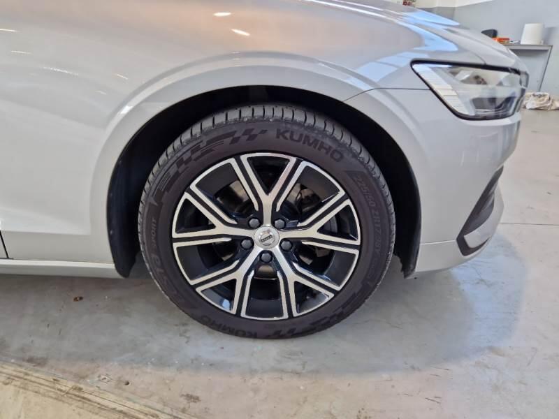 Volvo V60 B4 D AUTOM.CORE - foto 17