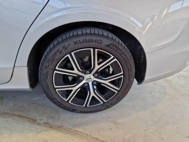 Volvo V60 B4 D AUTOM.CORE - foto 19