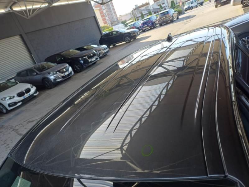 Land Rover Discovery Sport 2.0 TD4 163CV R-DYNAMIC SE 4WD AUT. - foto 21