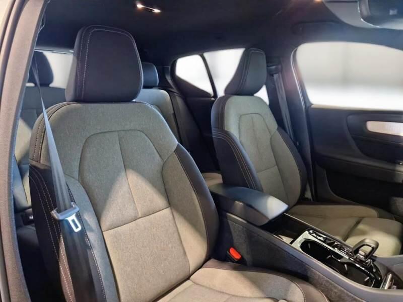 Volvo XC40 T5 RECHARGE PLUG-IN AUTO PLUS BRIGHT - foto 13