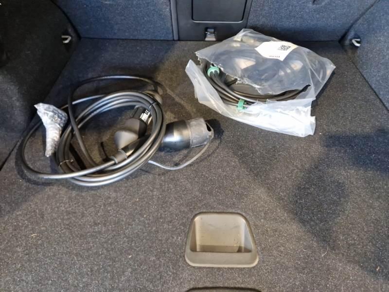 Volvo XC40 T5 RECHARGE PLUG-IN AUTO PLUS BRIGHT - foto 32