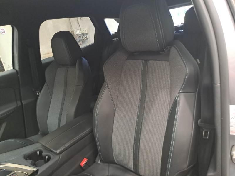 Peugeot 3008 130 EAT8 SeS ALLURE PACK - foto 11