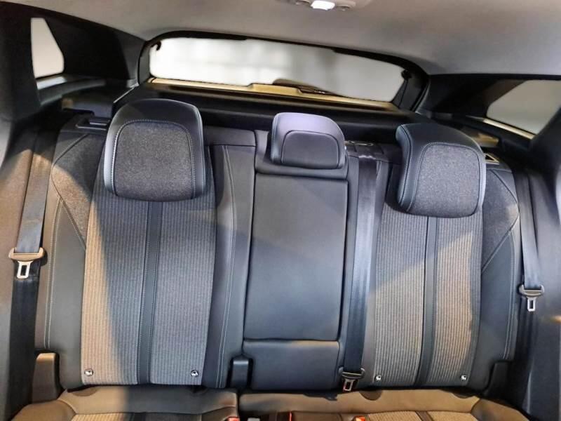 Peugeot 3008 130 EAT8 SeS ALLURE - foto 15