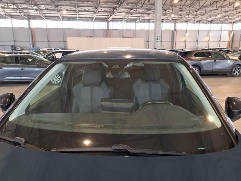 Peugeot 3008 130 EAT8 SeS ALLURE - foto 25