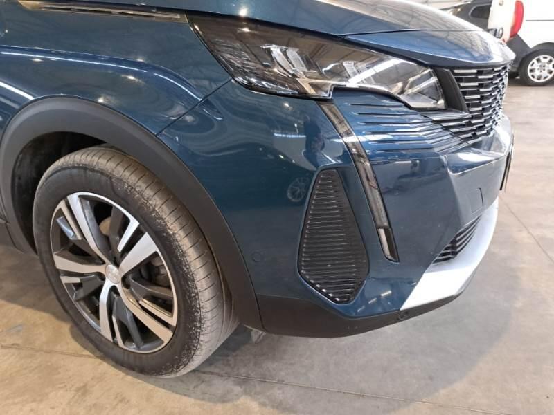 Peugeot 3008 130 EAT8 SeS ALLURE - foto 36