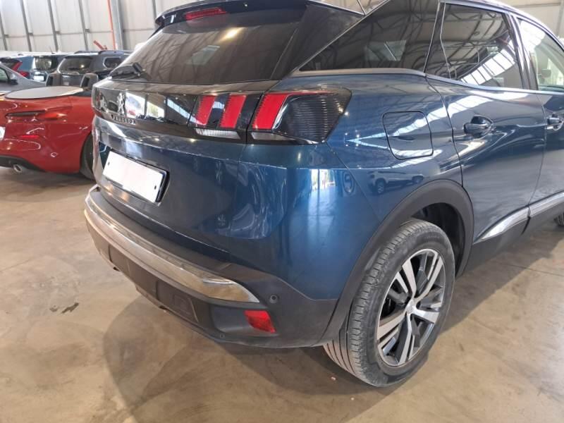 Peugeot 3008 130 EAT8 SeS ALLURE - foto 51